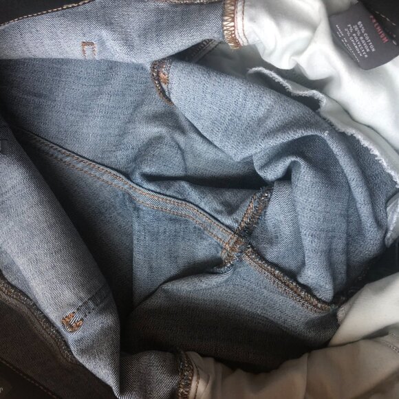 Torrid Sky High Skinny Crop Jeans Distressed Size 20 - Picture 10 of 14